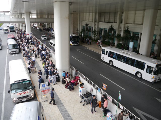 沖繩租車的推薦資訊（如你計劃在沖繩夏天的旺季）