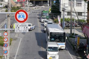 繩獨有的交通條例「巴士專線」和「巴士專用行車線」